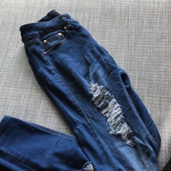 Ripped Jeans - Picture 2 of 2